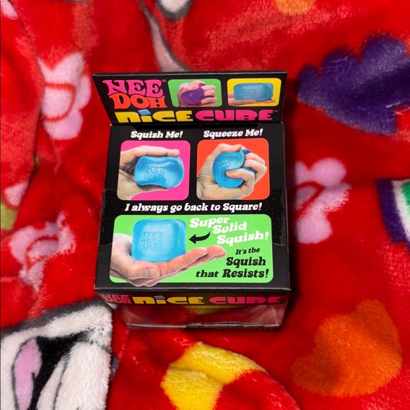 NeeDoh Nice Cube Super Solid Squish Purple Collectible NEW RARE QUICK SHIP - Picture 3 of 5